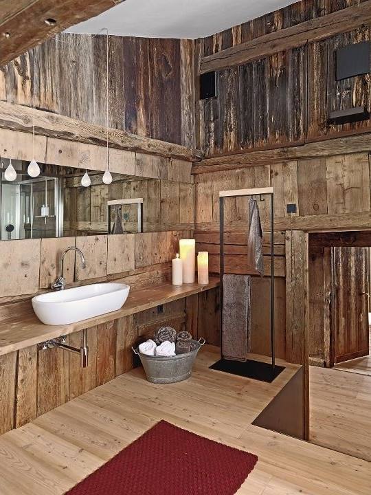 Use our rustic bathroom decor