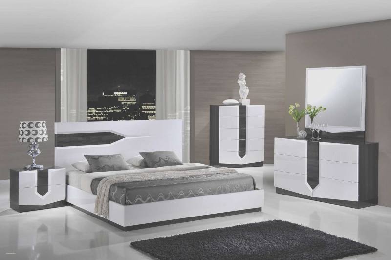 Lille Bedroom Set (5' x